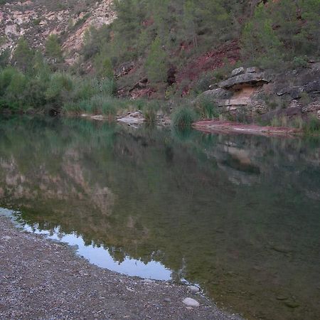 La Piedra Del Mediodia Hotel Cirat Екстериор снимка